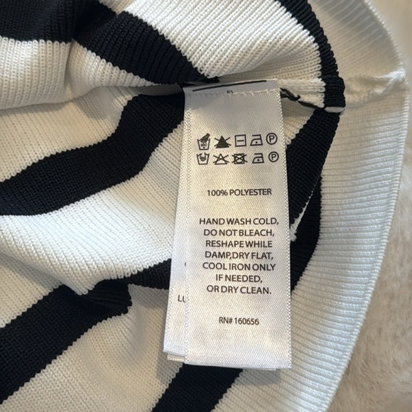 NWT Small Stretchy Striped Black and Off-White Women's Long Sleeve Shirt - Picture 10 of 10